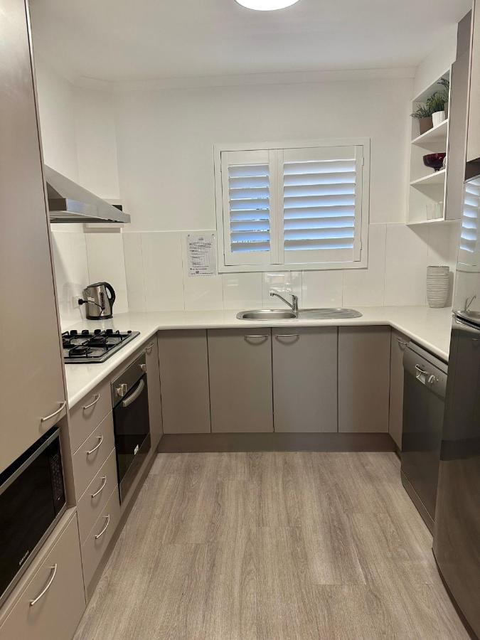 Adelaide Dress Circle Apartments - Archer Street Екстериор снимка