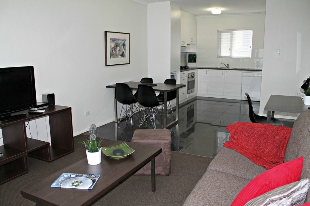 Adelaide Dress Circle Apartments - Archer Street Екстериор снимка